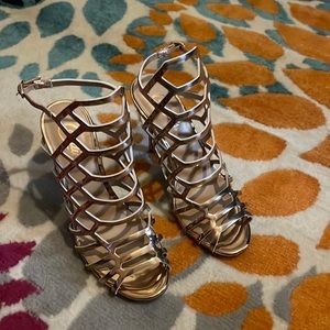 Candies Gold Heals size 7.5